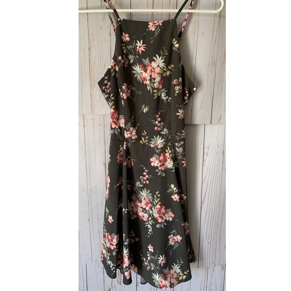 HOLLISTER open back, floral dress size S